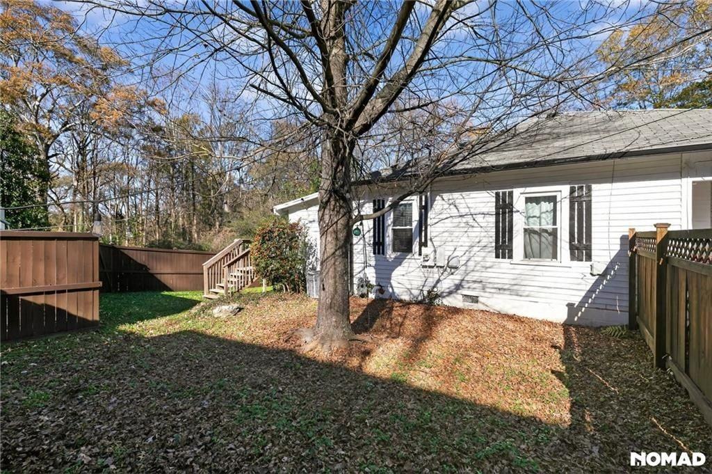 2218 Dunseath Ave Nw - Photo 5 of 27