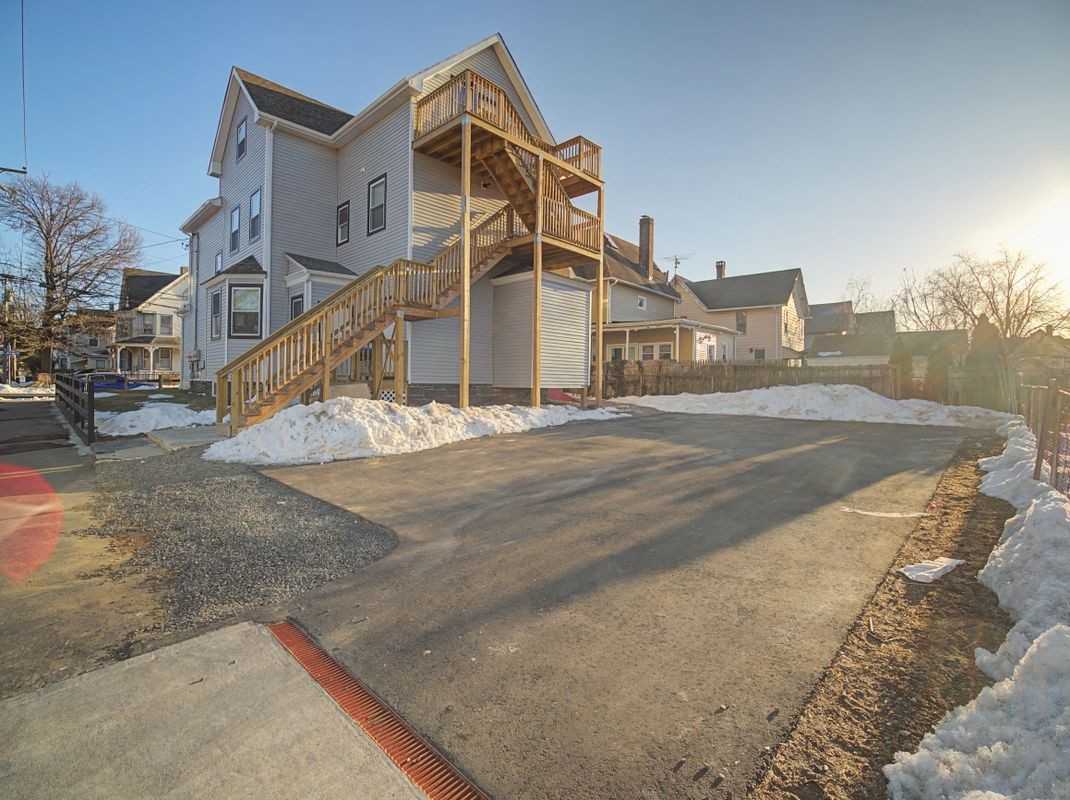 144 Cottage St - Photo 5 of 22