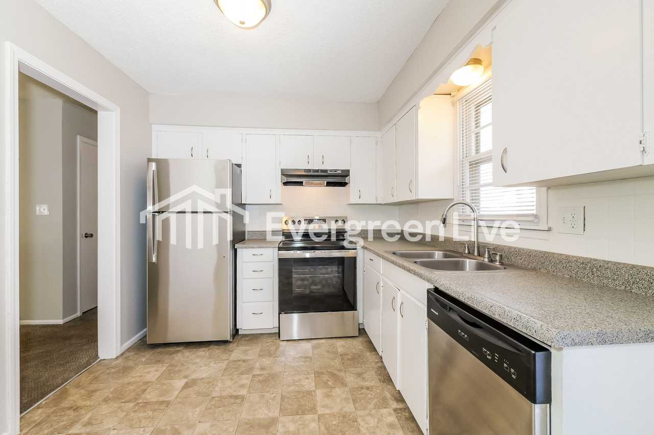 20018 E 12th Ter S - Photo 6 of 15