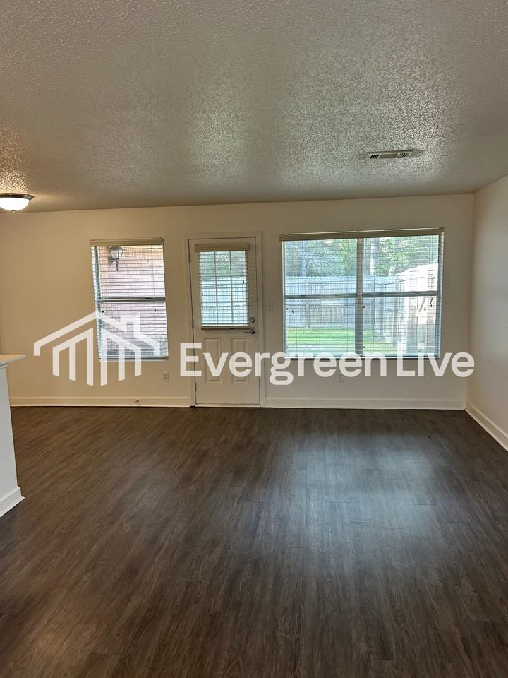 38 Arva Ct - Photo 3 of 18