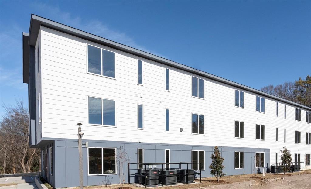 948 S Corinth Street Rd #948-5 - Photo 5 of 30