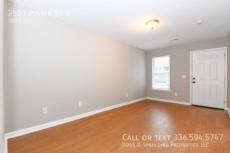 2509 Pinnix St - Photo 3 of 23