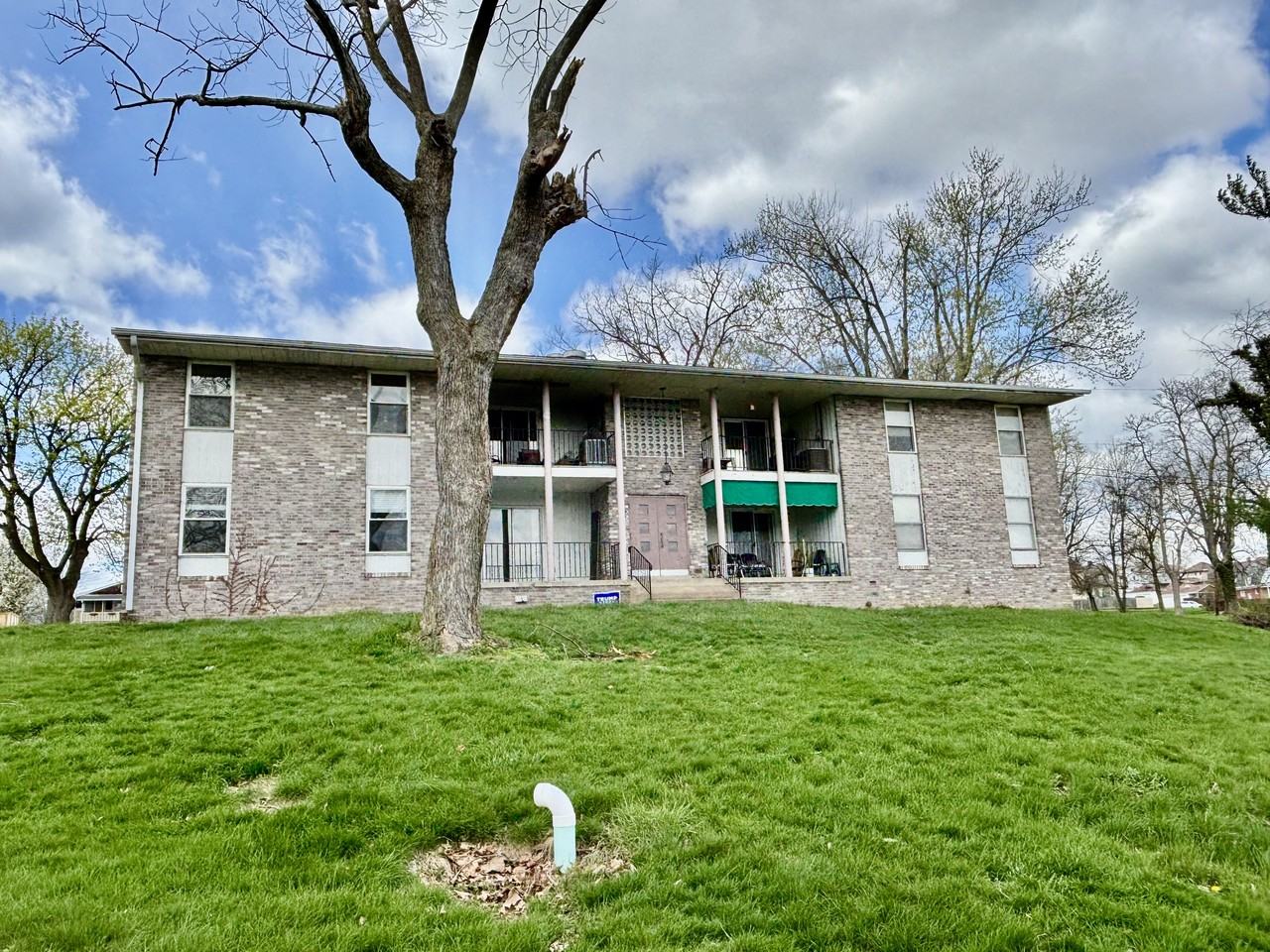 105 Pittsburgh Street - Photo 2 of 18