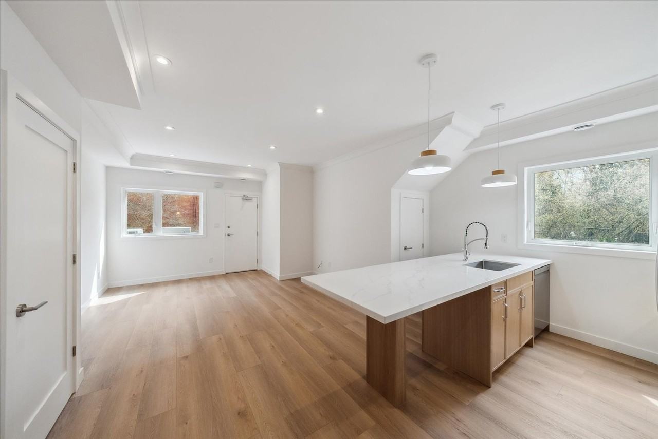 125 Kendal Avenue #5 - Photo 3 of 12