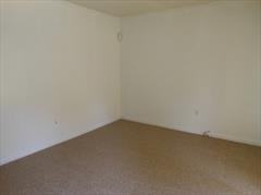 102 Acie Ave - Photo 3 of 10