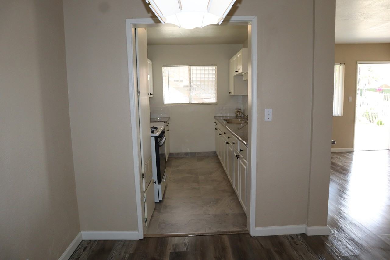 7019 Coldwater Canyon Avenue - Photo 4 of 10