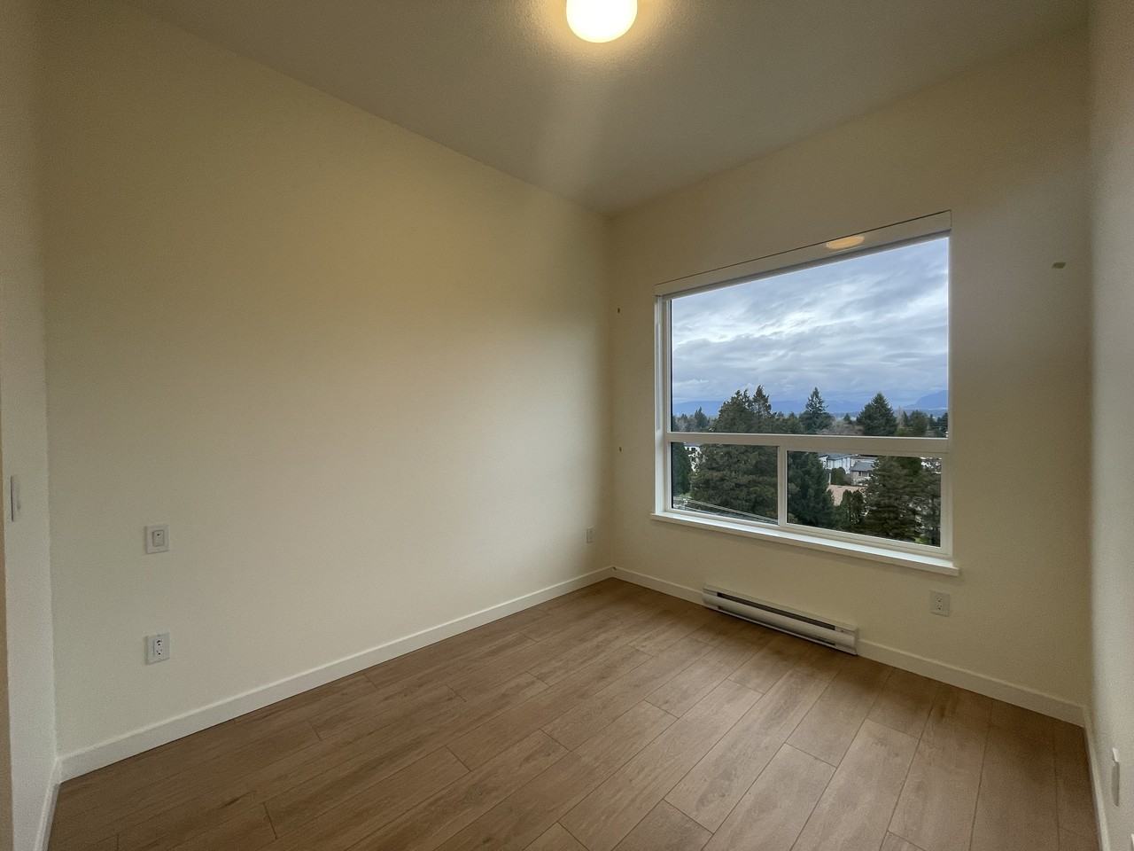 14778 106 Avenue - Photo 6 of 15