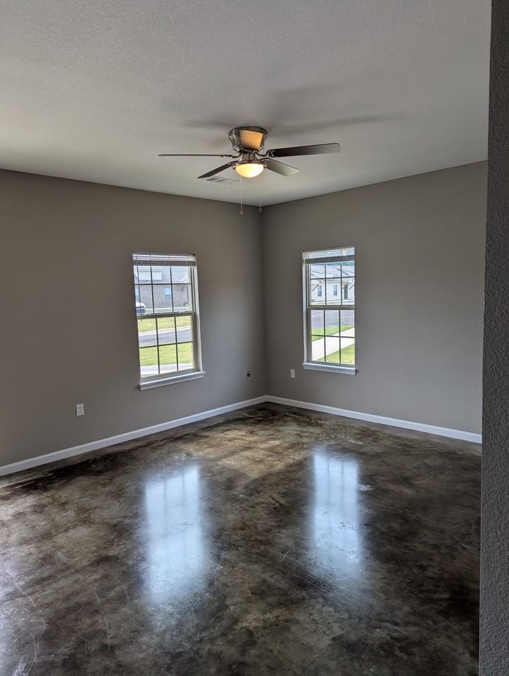 4299 Holcomb #393 - Photo 2 of 15