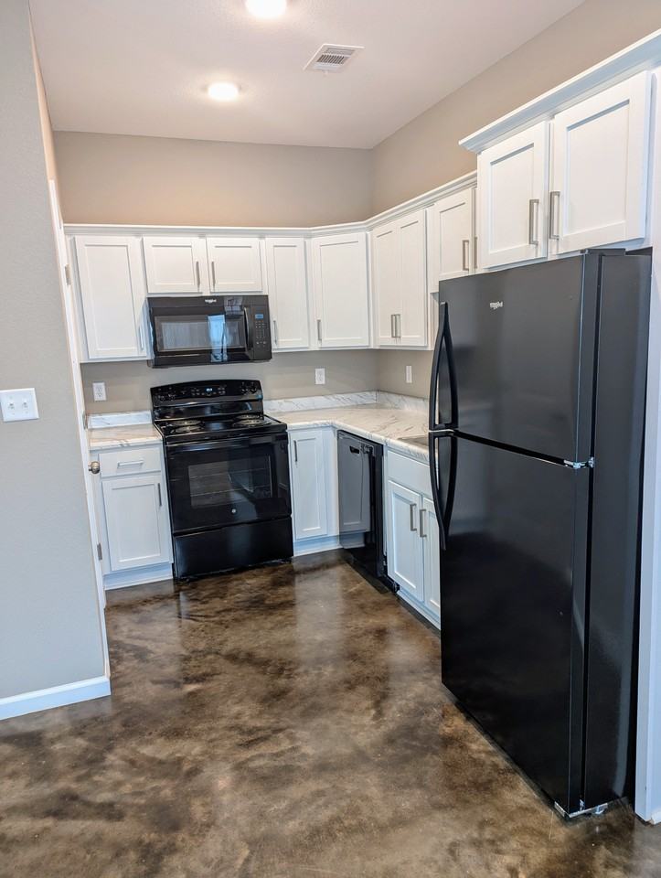 4299 Holcomb #393 - Photo 5 of 15