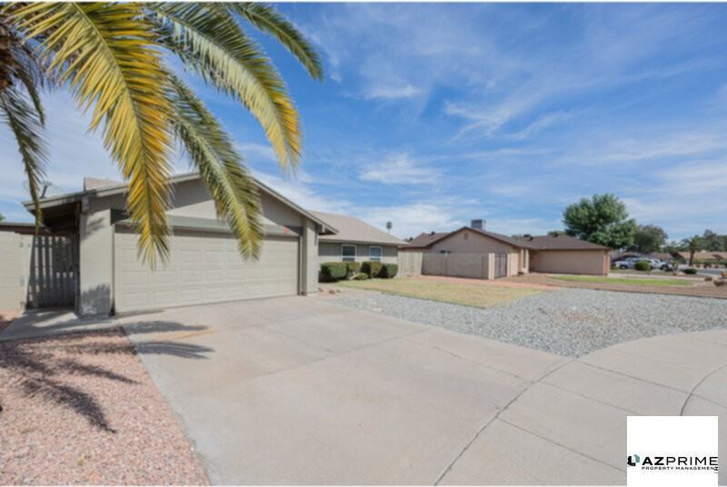 3434 W Kings Ave - Photo 3 of 27