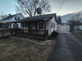 featured image of 242 S Adams St #1