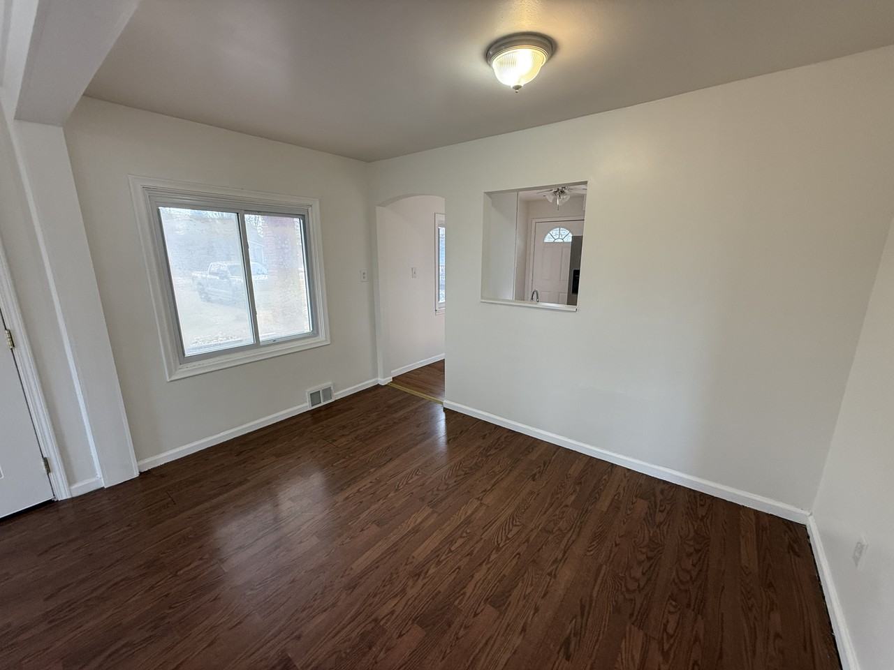 3737 Poplar Ave #NA - Photo 4 of 8