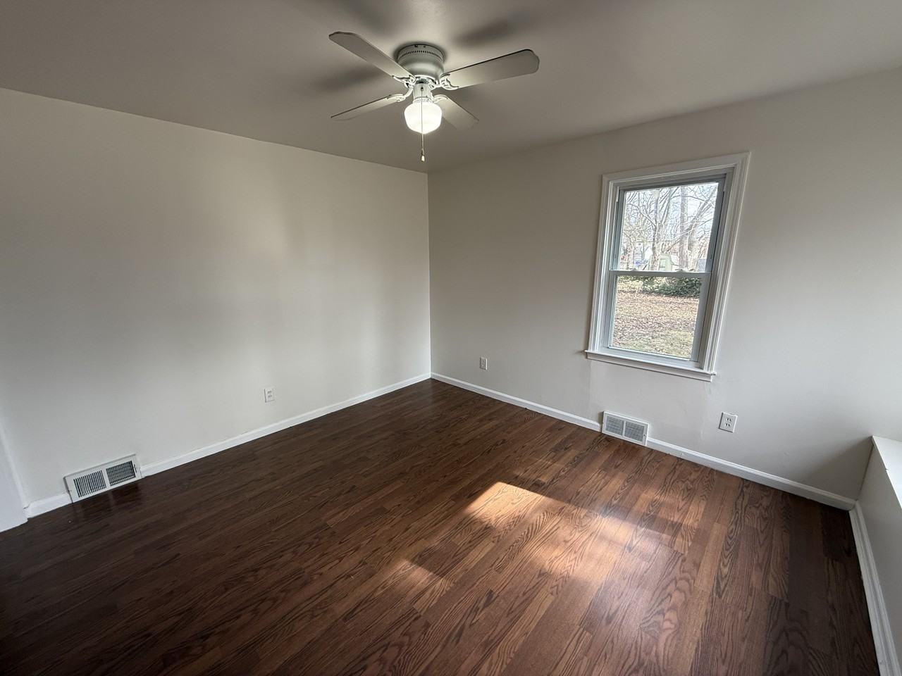 3737 Poplar Ave #NA - Photo 5 of 8