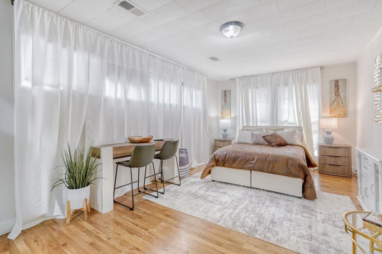 2221 Marann Dr Ne #1 - Photo 2 of 11