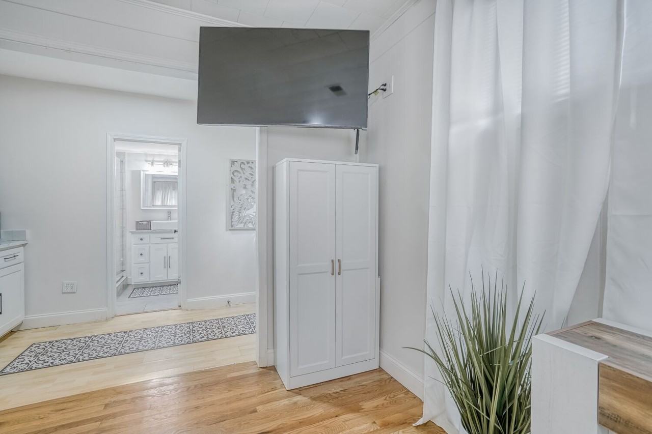 2221 Marann Dr Ne #1 - Photo 7 of 11