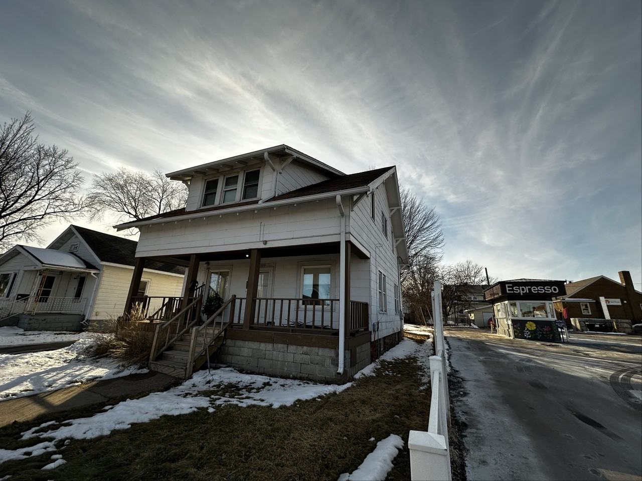 520 N 1st Ave #NA - Photo 3 of 7