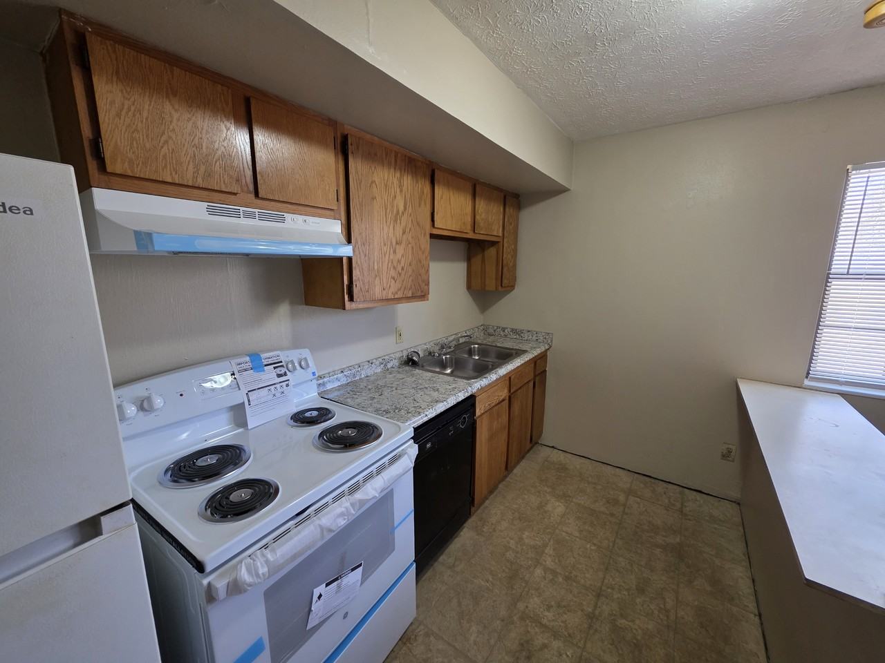 417 Sherman St #201 - Photo 3 of 5
