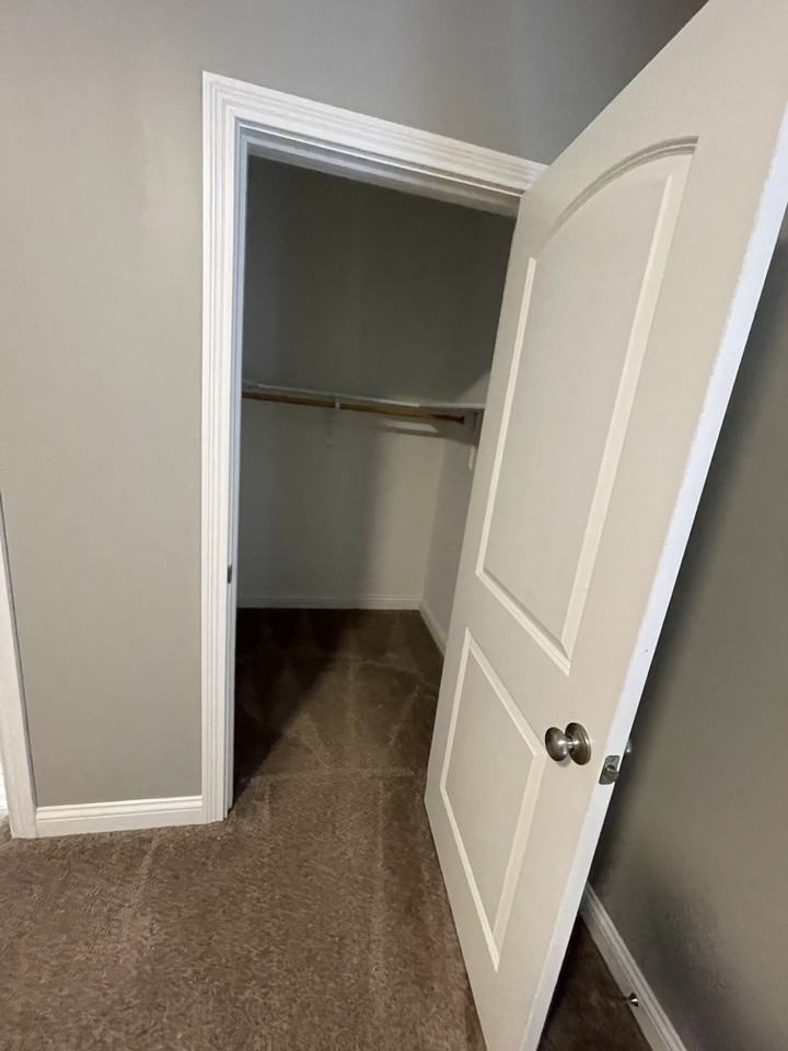 110 E Depot St #A - Photo 2 of 8