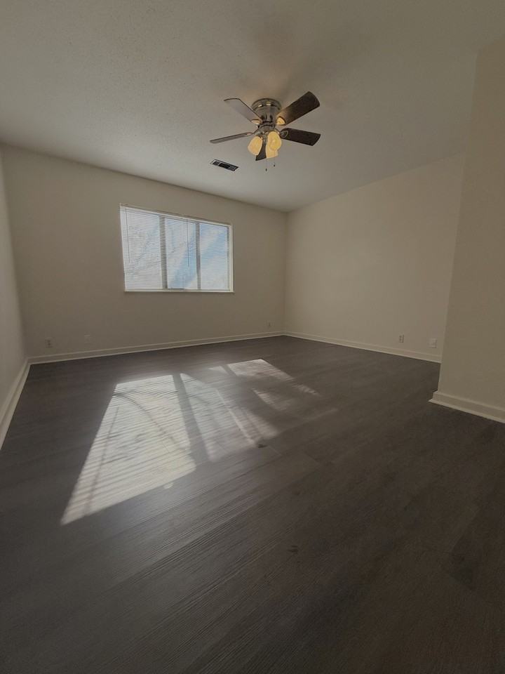 1914 Waldens Edge #1914 - Photo 4 of 14