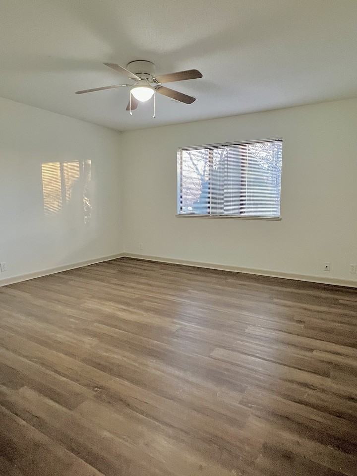 1906 Waldens Edge #1906 - Photo 6 of 7