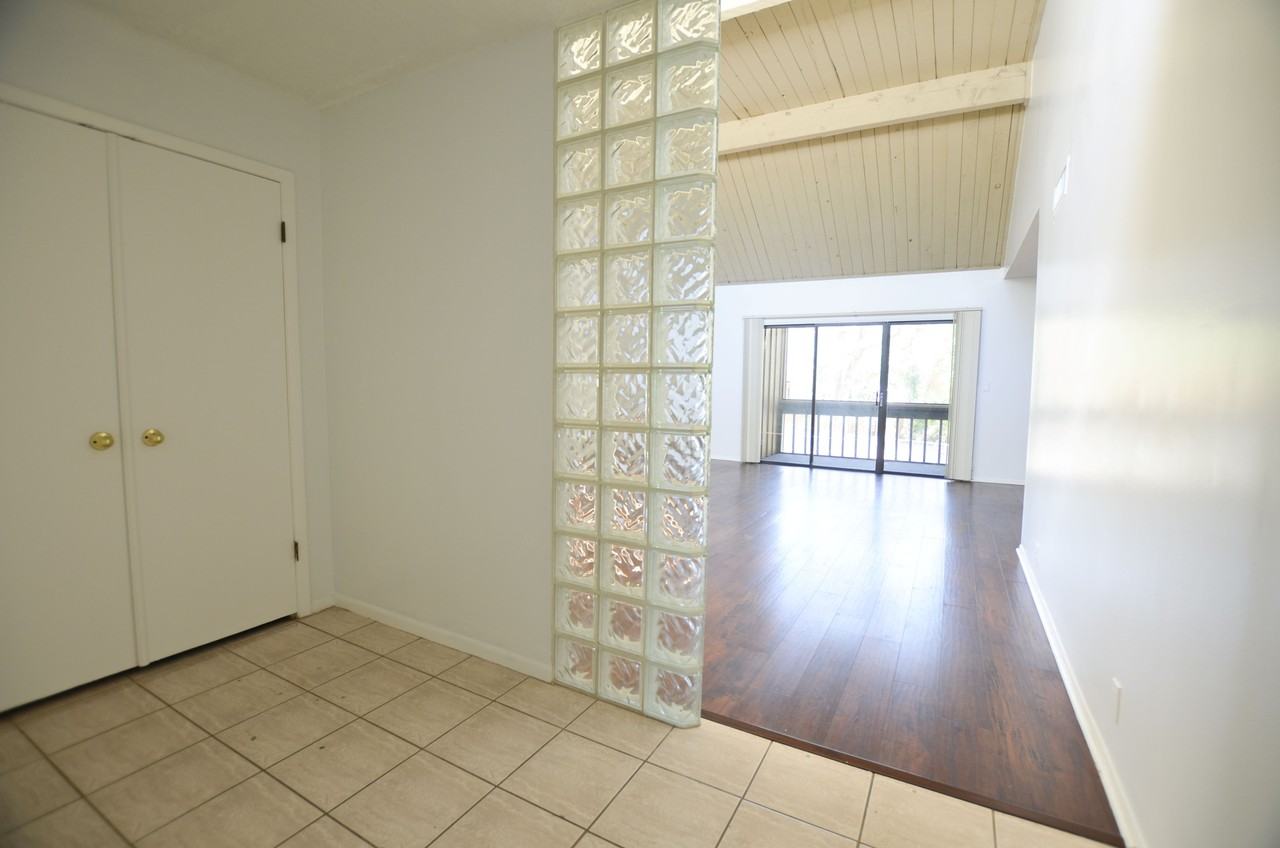 263 Crown Oaks Way #263 - Photo 7 of 18