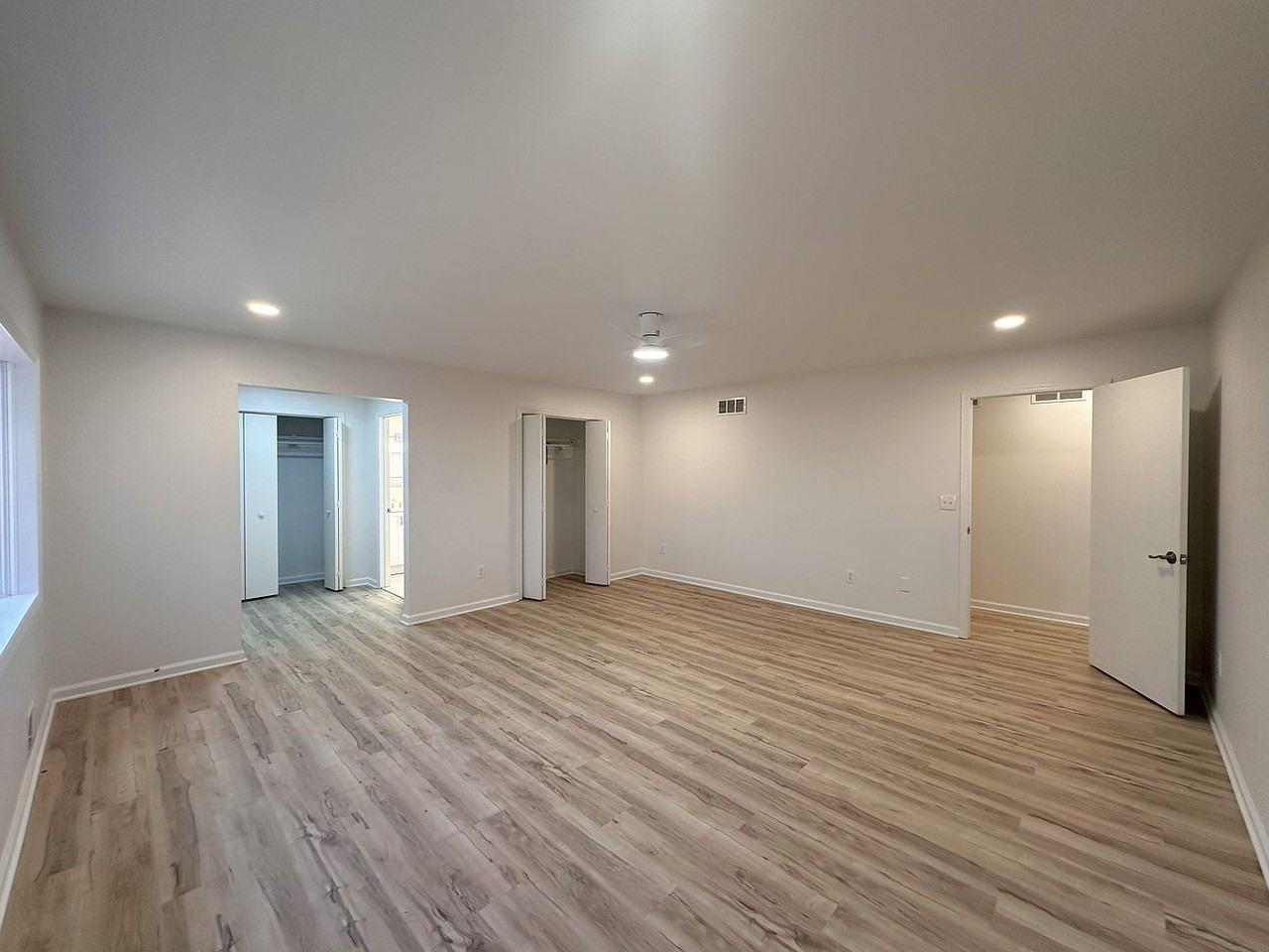 842 Beatrice Pkwy #NA - Photo 2 of 19