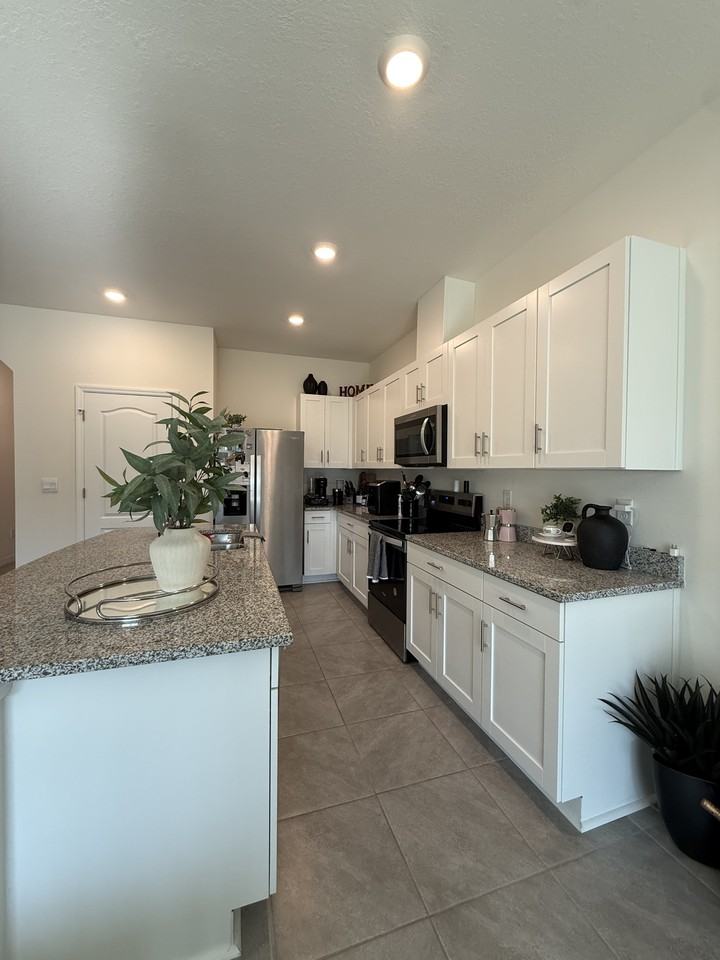 111 Maya Way #NA - Photo 4 of 10