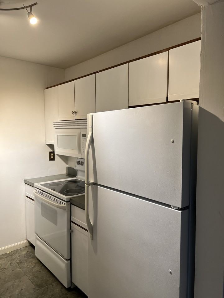 Stephens St #1stFL - Photo 5 of 13