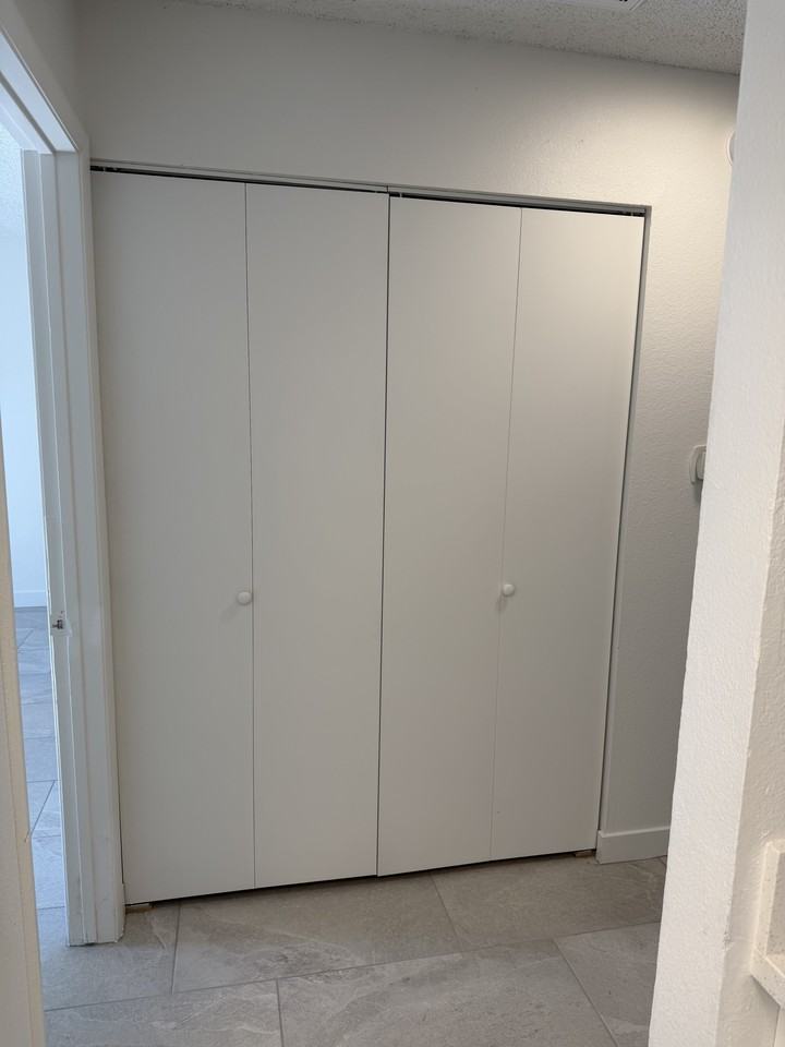 201 N 18th St #A - Photo 6 of 16