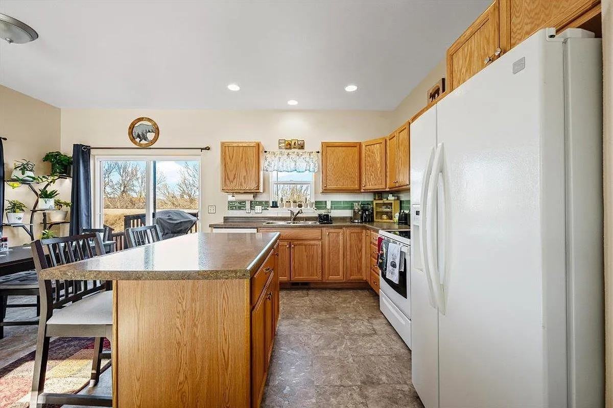 680 South St #NA - Photo 3 of 15