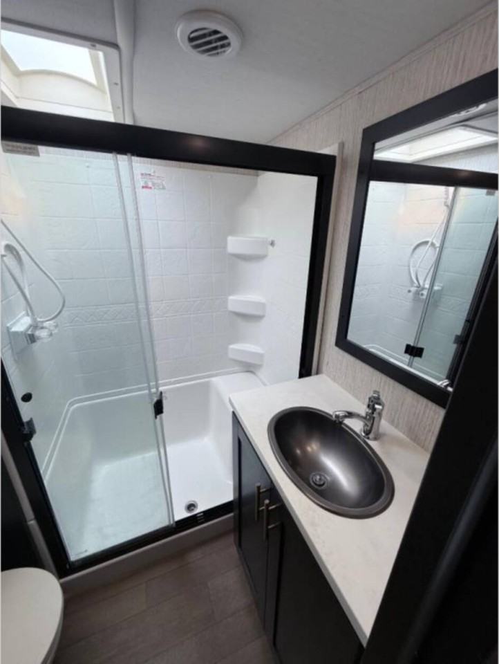 1805 Rita St - Photo 4 of 11