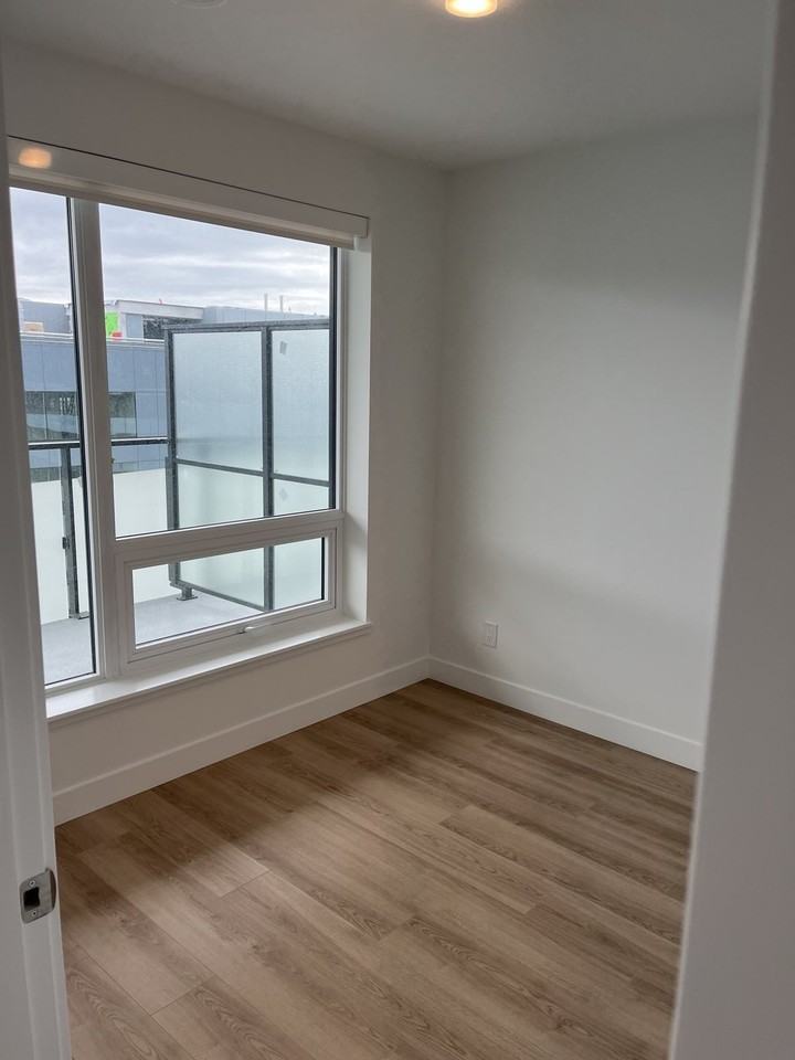 5520 McNaughton Road #1502 - Photo 3 of 21