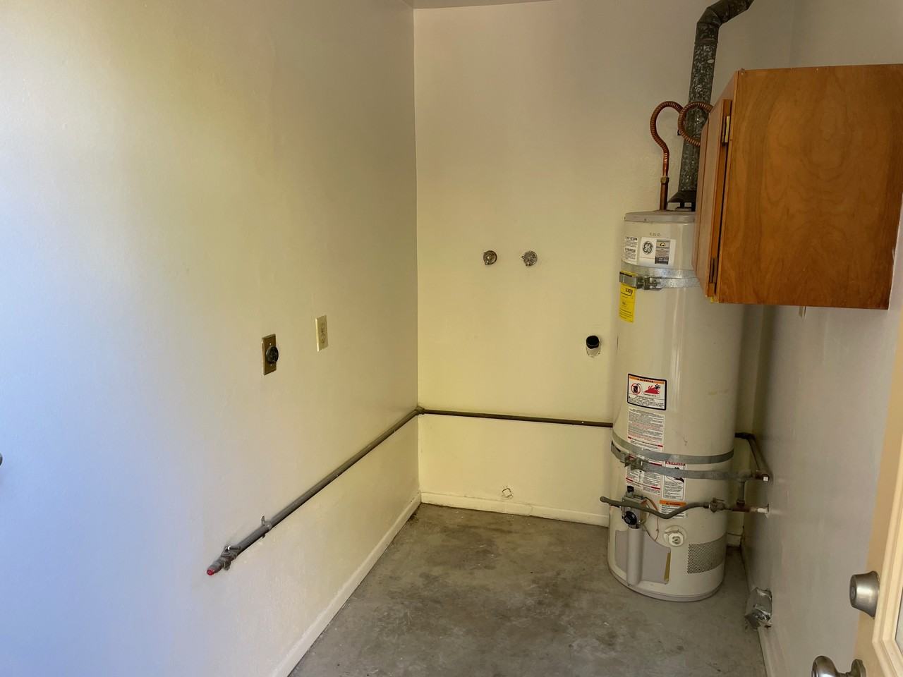 7369 Elmhurst Pl #A - Photo 4 of 28