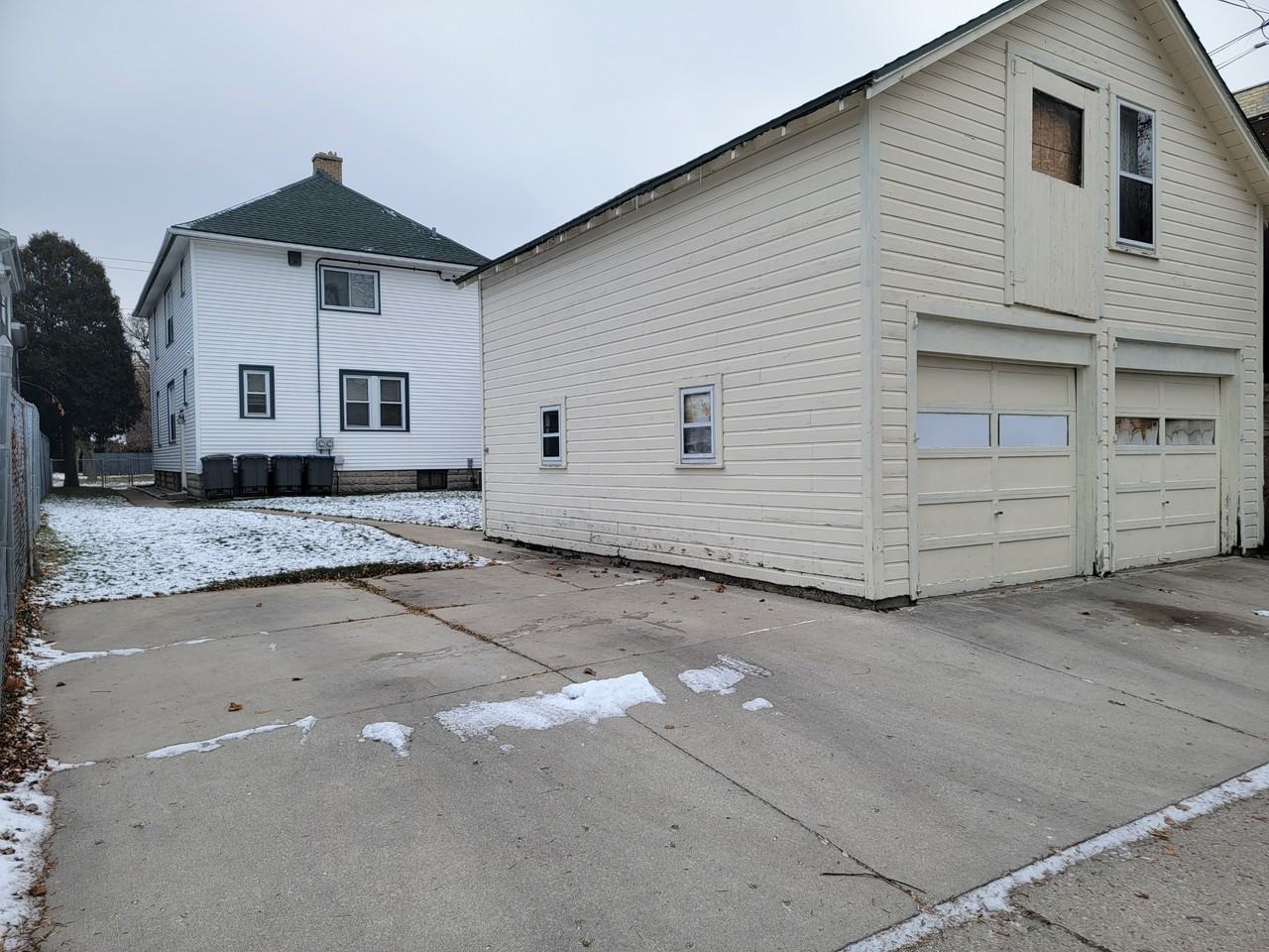 1120 Geele Ave #NA - Photo 2 of 11