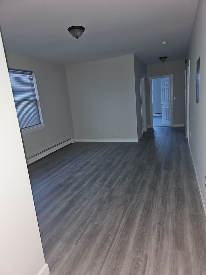 164 Martin St #1 - Photo 2 of 10