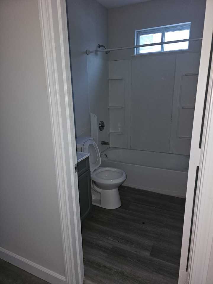 164 Martin St #1 - Photo 3 of 10