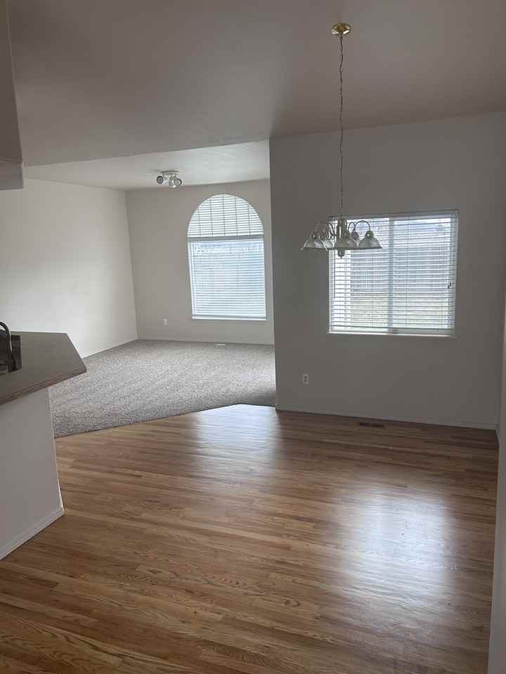 7447 N Dodgin Ave #NA - Photo 4 of 11