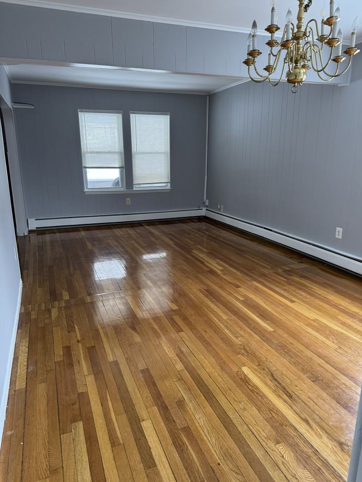 98 Winter St #2 - Photo 4 of 17