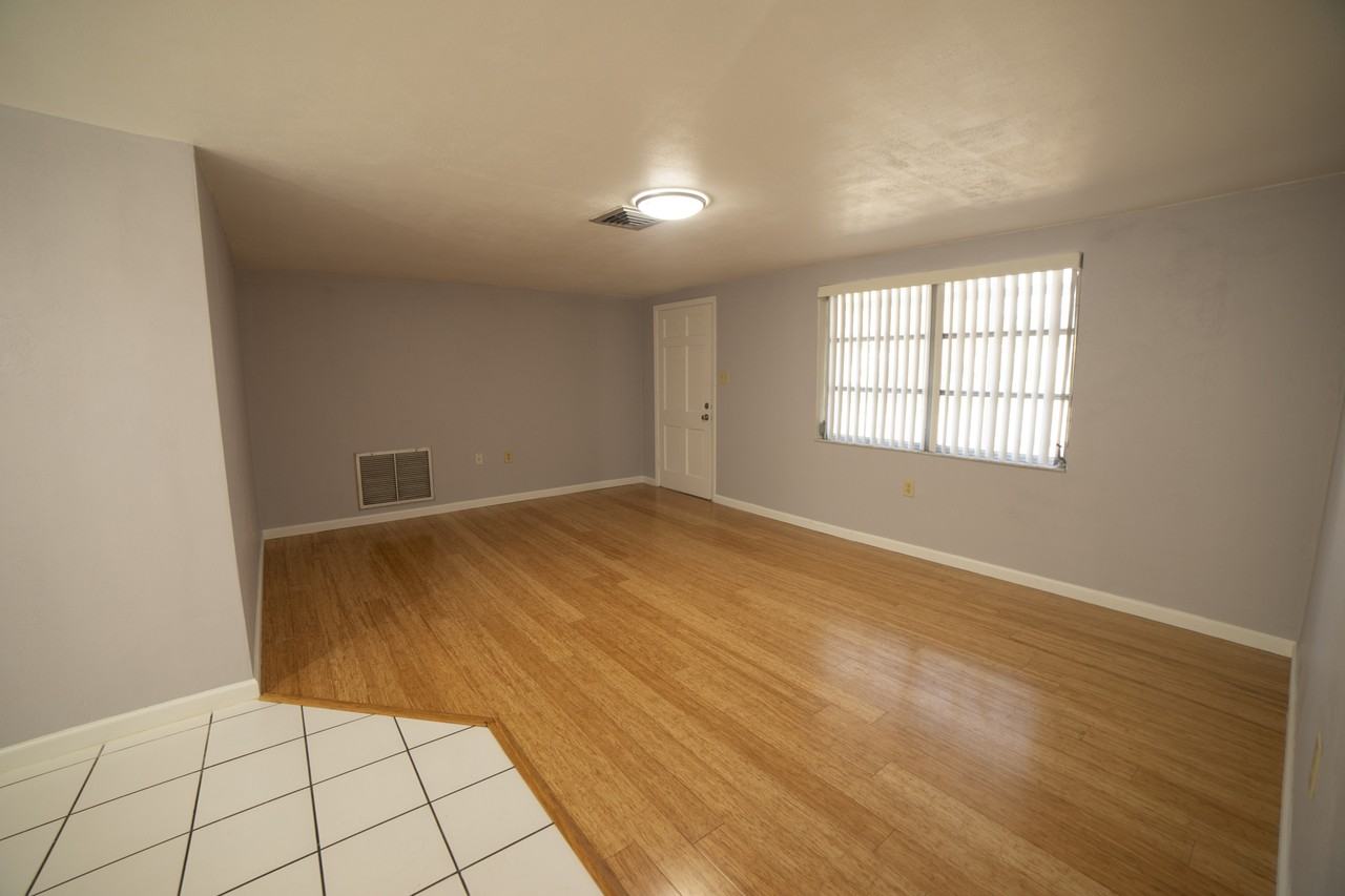 5116 Valimor Dr #NA - Photo 2 of 12