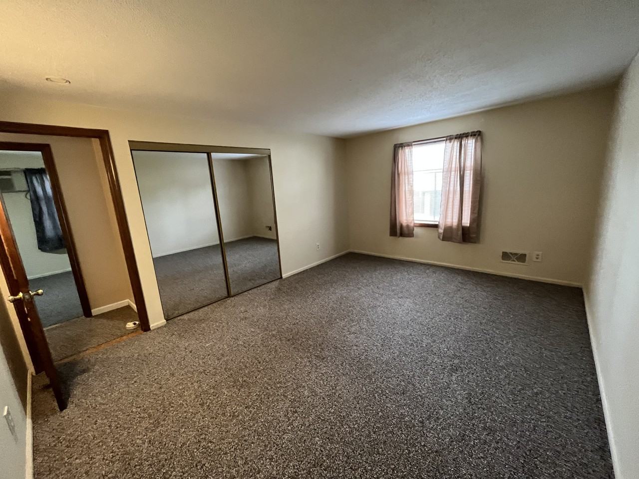 145 Chestnut St #A2 - Photo 4 of 29