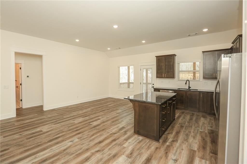 12 Celtic Dr - Photo 7 of 31