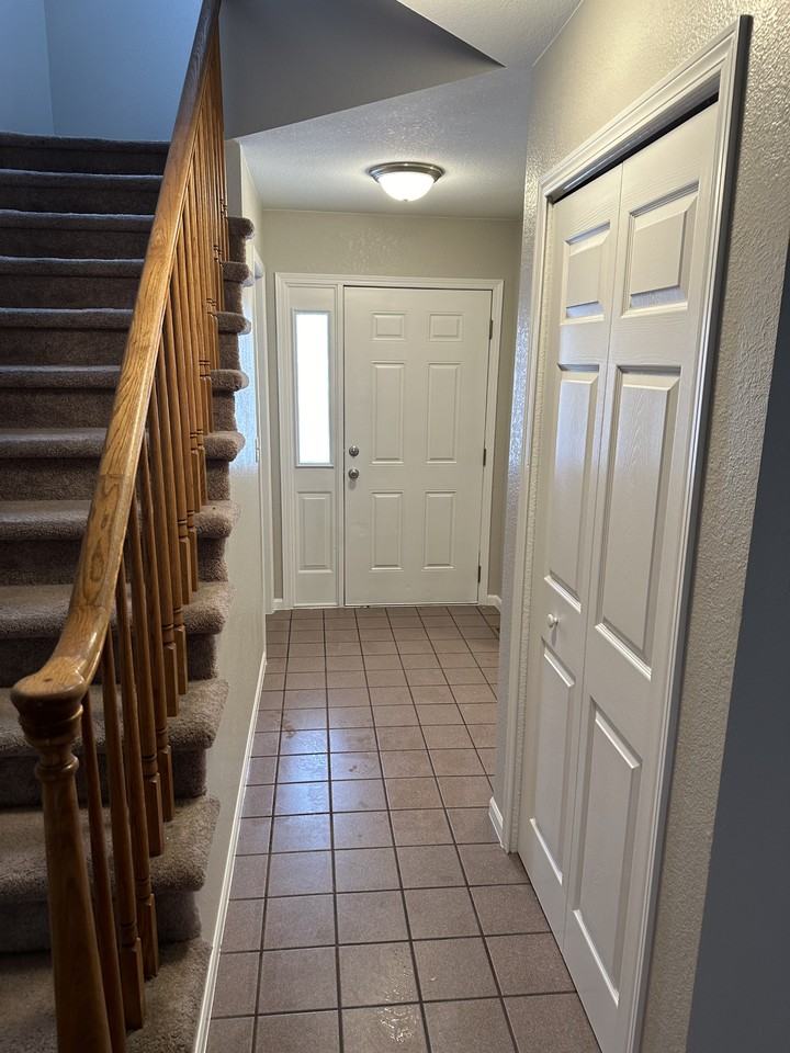 1621 Underhill Dr #4 - Photo 7 of 18