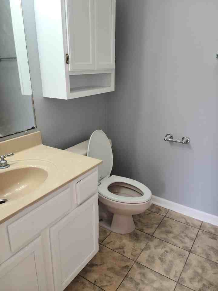 2513 Pasadena Ave #204 - Photo 3 of 9