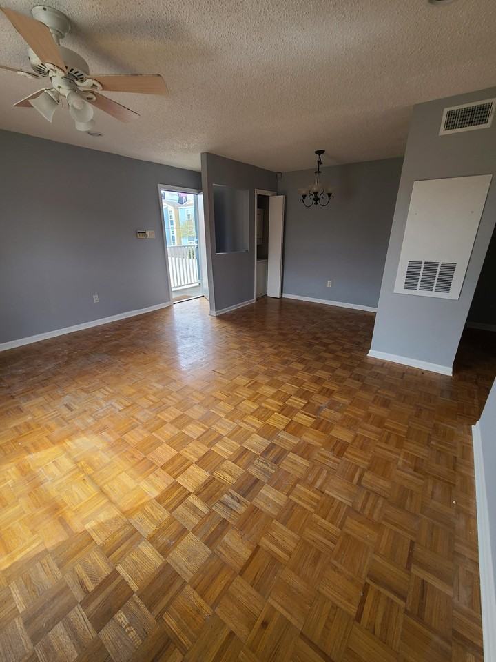 2513 Pasadena Ave #204 - Photo 5 of 9