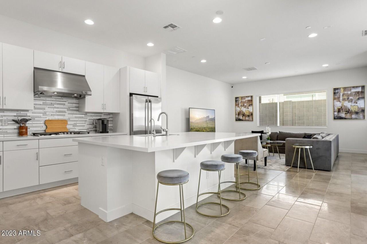 6888 E Lyra Dr - Photo 2 of 39