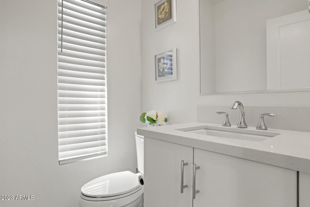 6888 E Lyra Dr - Photo 7 of 39