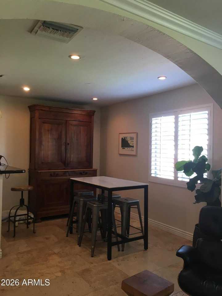 3609 E Piccadilly Rd - Photo 7 of 21