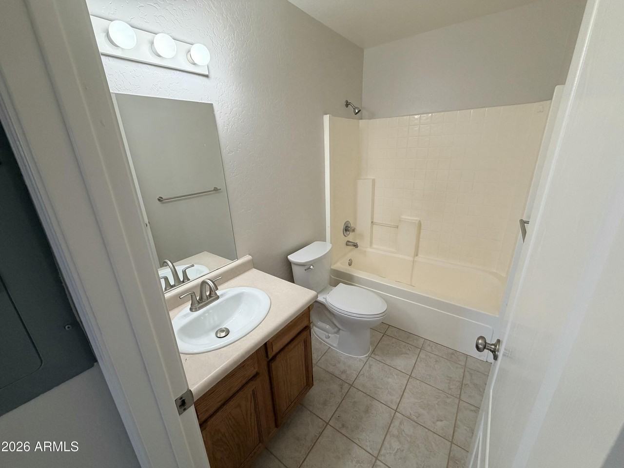 10260 W Leander Dr Unit B - Photo 7 of 10
