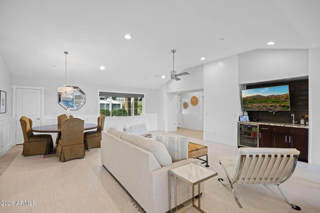 3621 N Kachina Ln - Photo 7 of 46