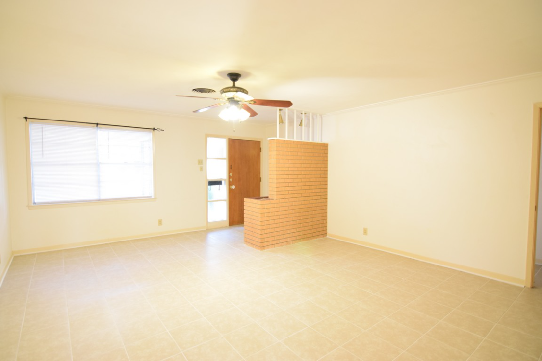 2006 S 49th St #NA - Photo 7 of 19